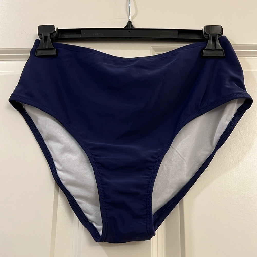 Yonique NWT ladies swim bikini bottoms